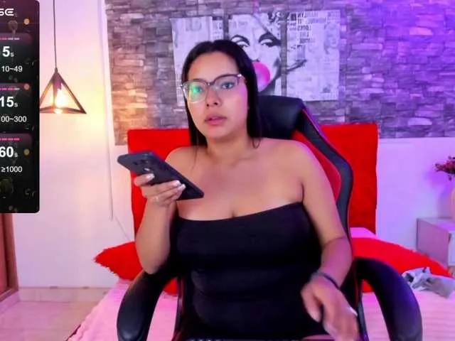 WhoreRobot – webcam model profile photo Image 10