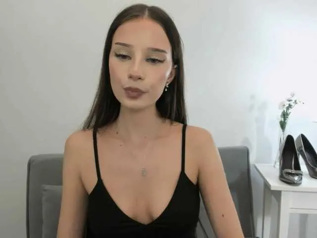 onlygia – webcam model profile photo Image 17