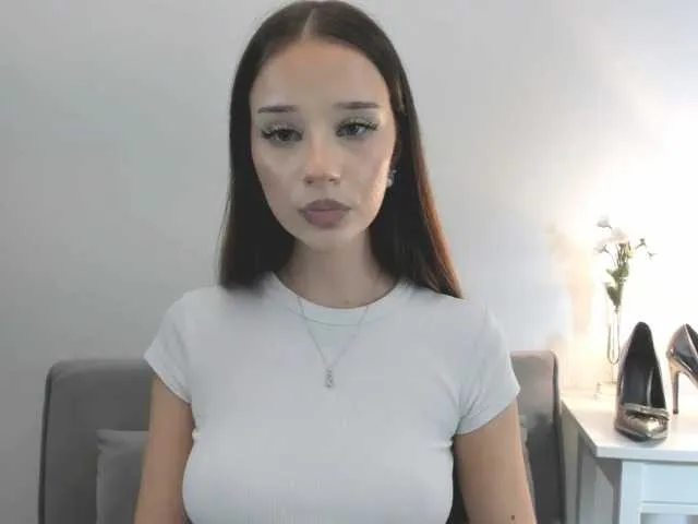 onlygia – webcam model profile photo Image 19