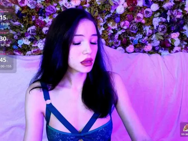 kikiolovely – webcam model profile photo Image 8