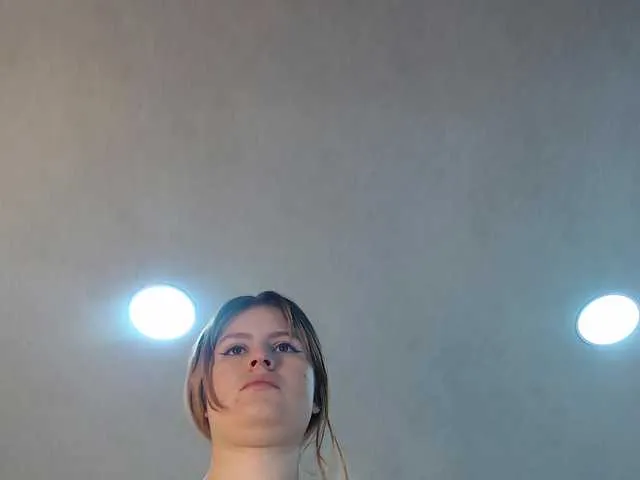 Emma-Blonde Image 5