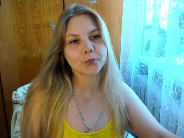 krissone – webcam model profile photo Image 14