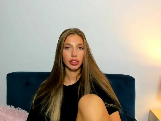 OrgazMia – webcam model profile photo Image 18