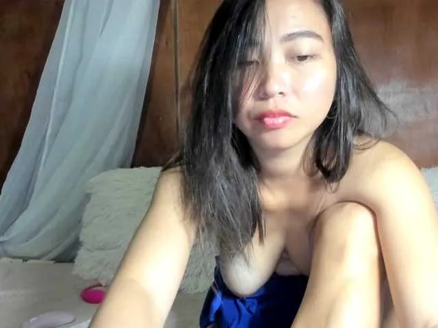 xunybany – webcam model profile photo Image 9