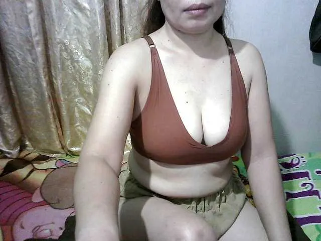 AngeLLL4 – webcam model profile photo Image 16