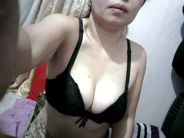 AngeLLL4 – webcam model profile photo Image 2