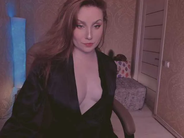 korinaluvv – webcam model profile photo Image 10