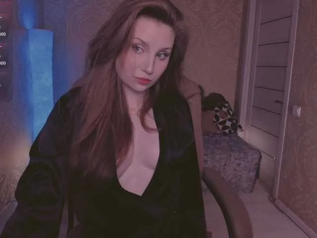 korinaluvv – webcam model profile photo Image 3