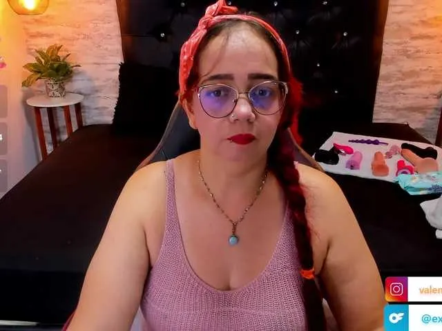 ilovewhitecocksalot – webcam model profile photo Image 10