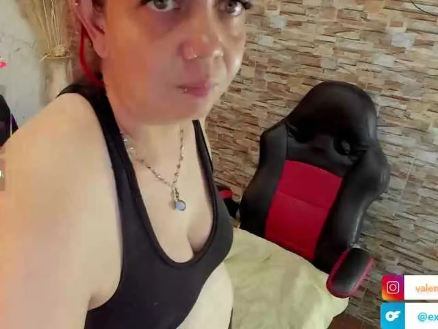 ilovewhitecocksalot – webcam model profile photo Image 2