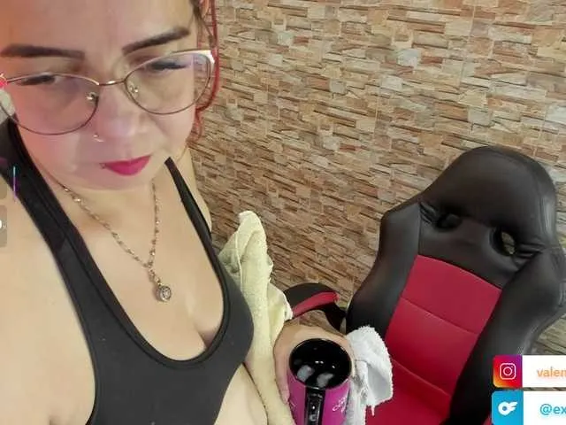 ilovewhitecocksalot – webcam model profile photo Image 4