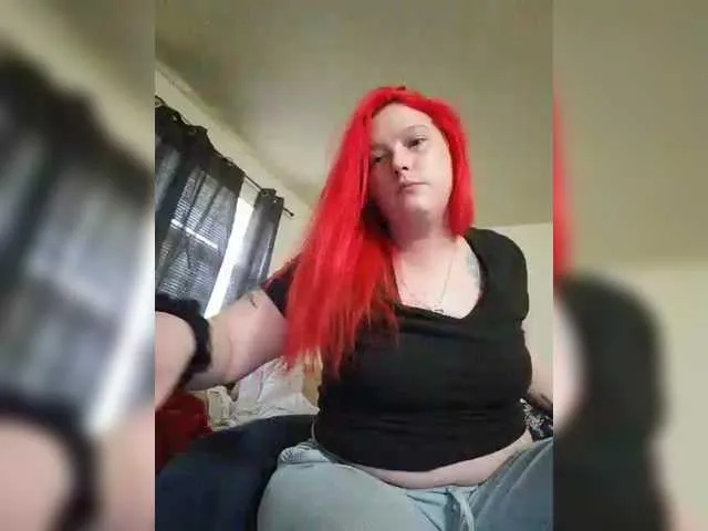 millemimi – webcam model profile photo Image 3