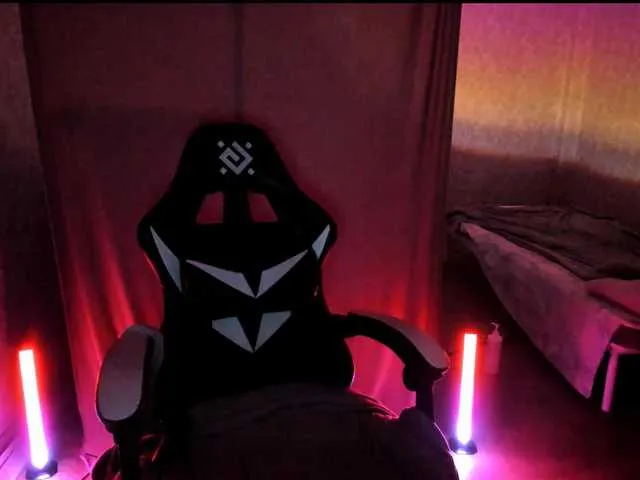 emmaa_rs – webcam model profile photo Image 17