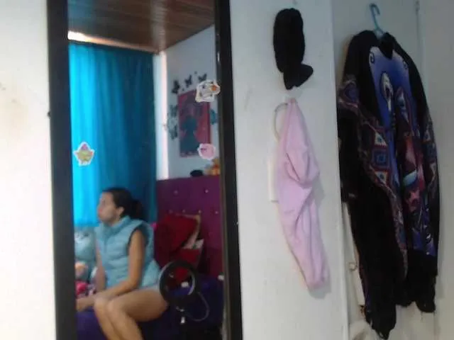 Kristallik-1 – webcam model profile photo Image 4