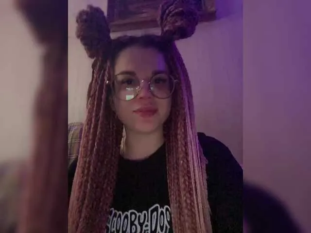 daniaramirez – webcam model profile photo Image 6