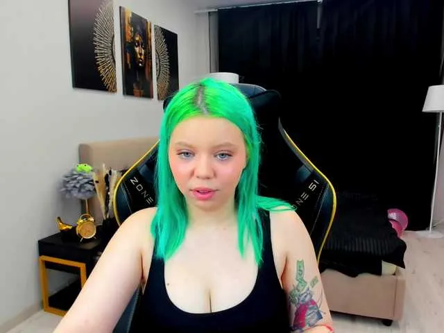 babyhuelix – webcam model profile photo Image 7