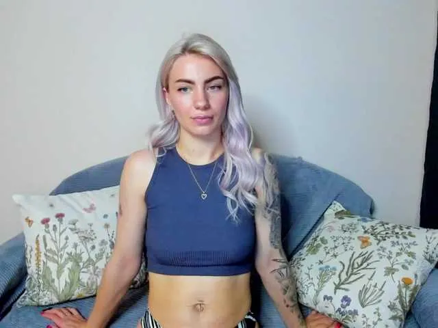 bunnydollstella – webcam model profile photo Image 6