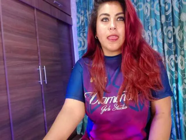 bunnydollstella – webcam model profile photo Image 15