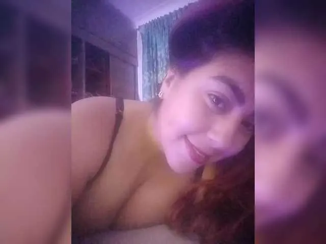 bunnydollstella – webcam model profile photo Image 9