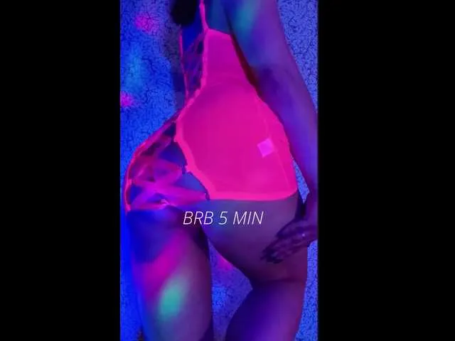 Girl-Fire Image 19