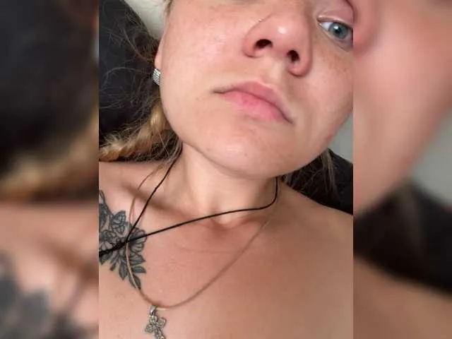 jskchwkdbcn – webcam model profile photo Image 5