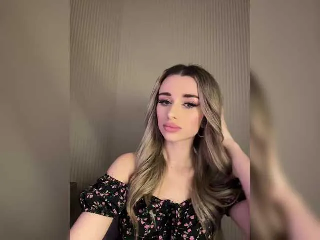 GoldenEmily Image 16