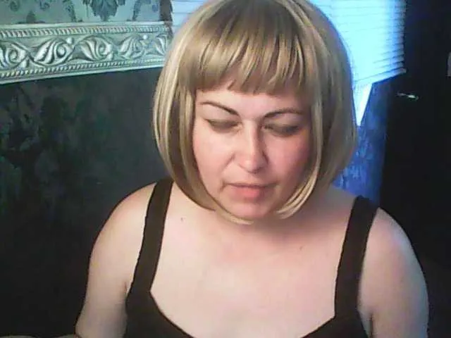 EditaMilf – webcam model profile photo Image 5