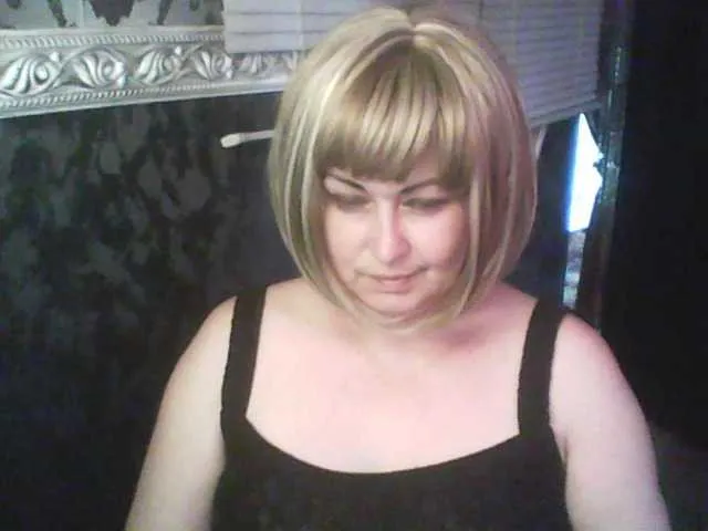 EditaMilf – webcam model profile photo Image 9