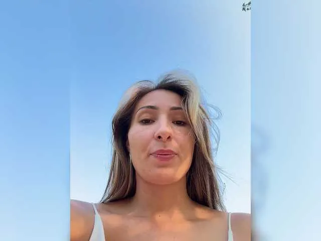 Great-Karina Image 13