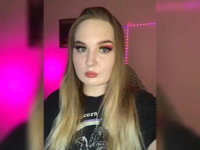 samanthaheinz – webcam model profile photo Image 10