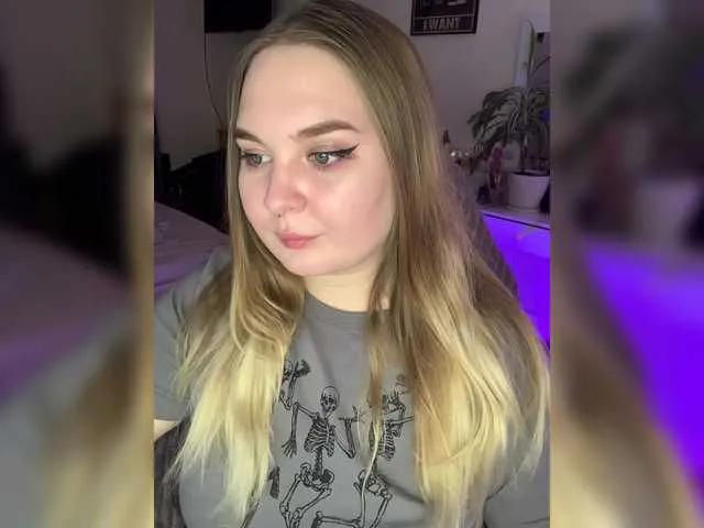 samanthaheinz – webcam model profile photo Image 16