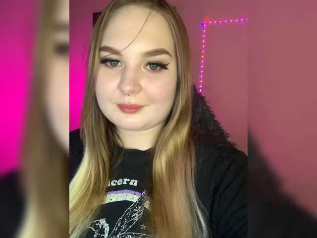 samanthaheinz – webcam model profile photo Image 7