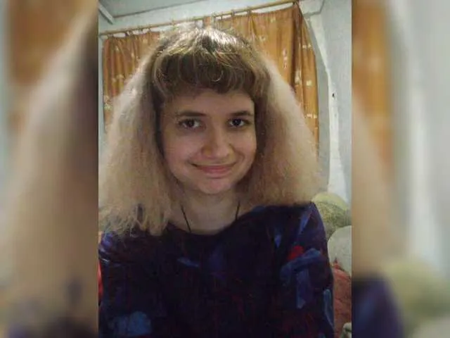 molochnaya000 – webcam model profile photo Image 15
