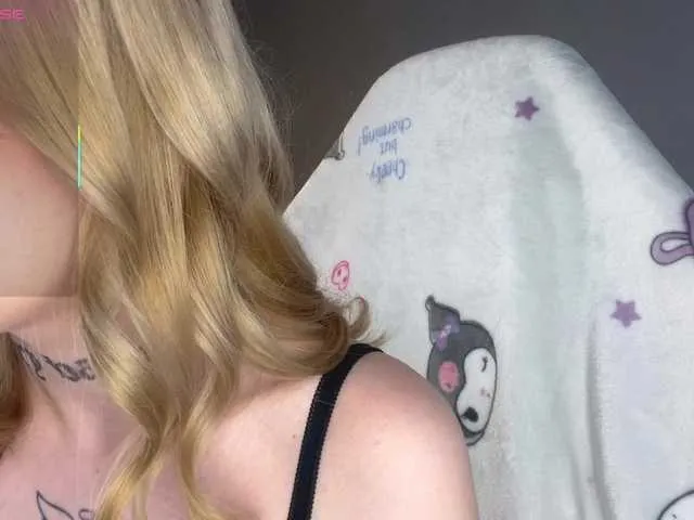 Hanna-CryBaby Image 14