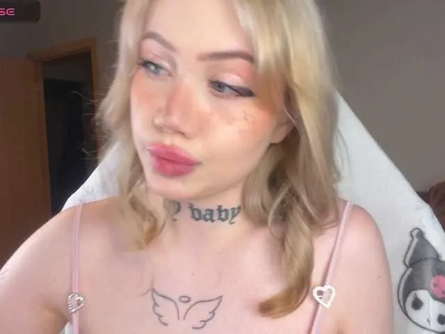 Hanna-CryBaby Image 7