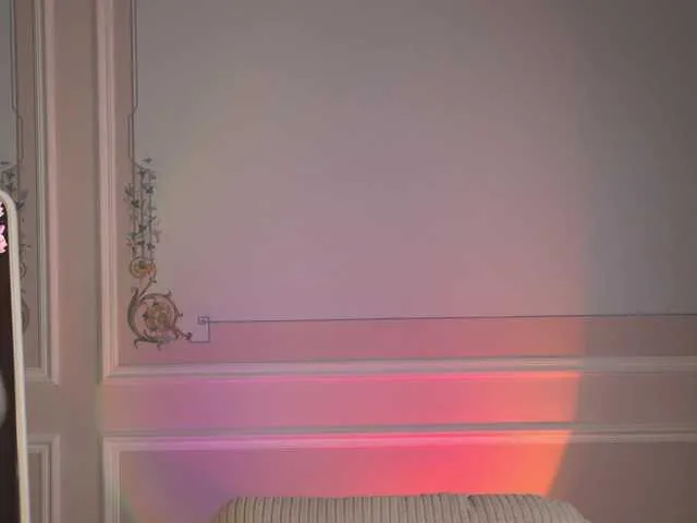 kittengirlxo – webcam model profile photo Image 12