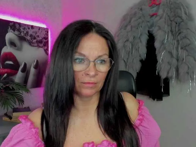 HelenSHOW1 Image 5