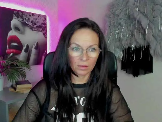 HelenSHOW1 Image 7