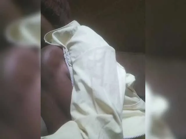 MinniMia – webcam model profile photo Image 19