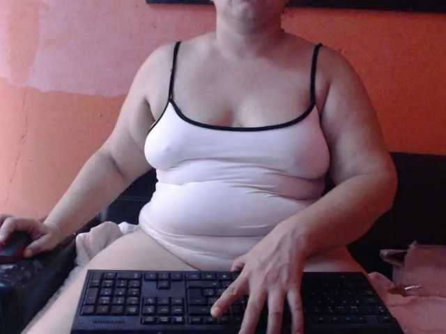 ALISE8881 – webcam model profile photo Image 4