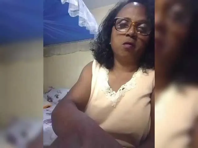 vixenvictoriaa – webcam model profile photo Image 13