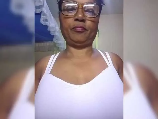 vixenvictoriaa – webcam model profile photo Image 19