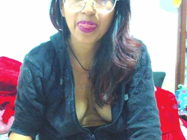 MilaLuxury free chat on liveonude Image 17