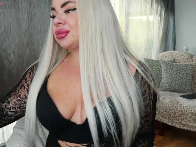 flirtysecretary123 – webcam model profile photo Image 16