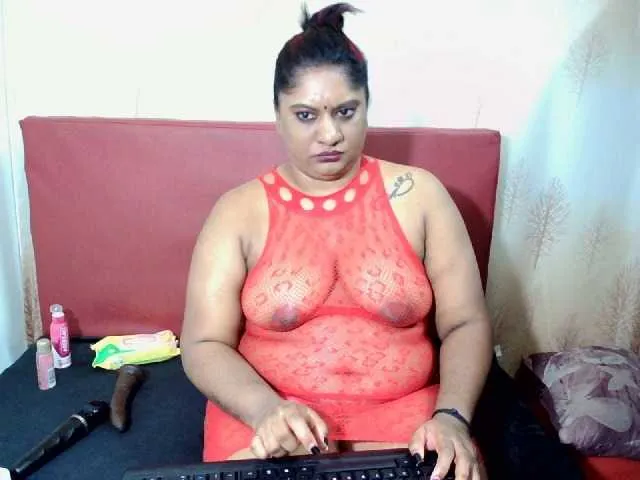 ELENA-XXX – webcam model profile photo Image 6