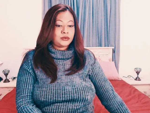 Milana555550 – webcam model profile photo Image 4