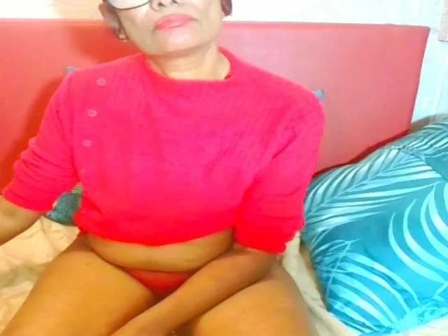 millemimi – webcam model profile photo Image 11