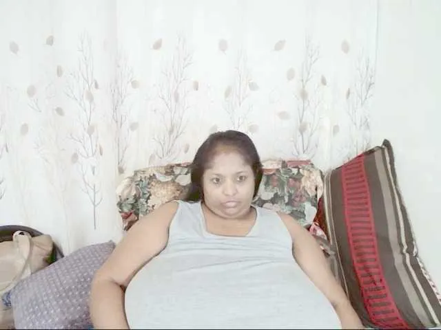 AlexisGrays – webcam model profile photo Image 9