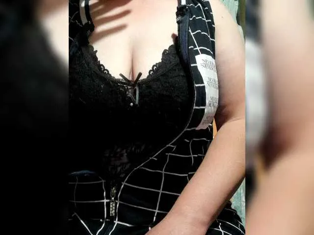 susanslim – webcam model profile photo Image 3