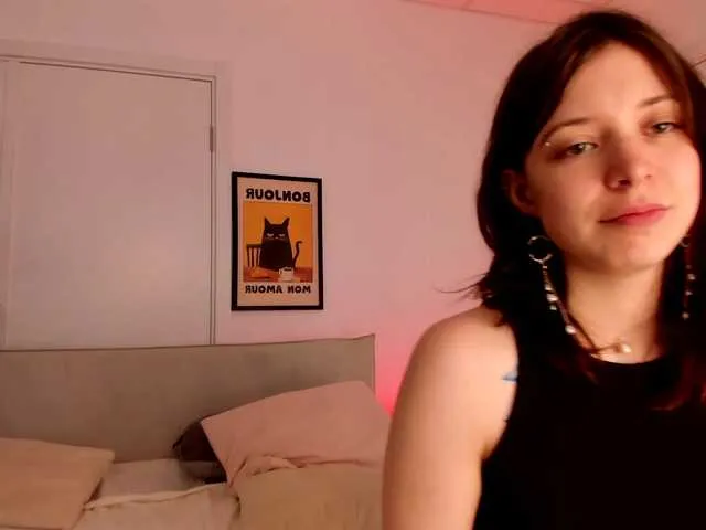 glossybabe_ – webcam model profile photo Image 2